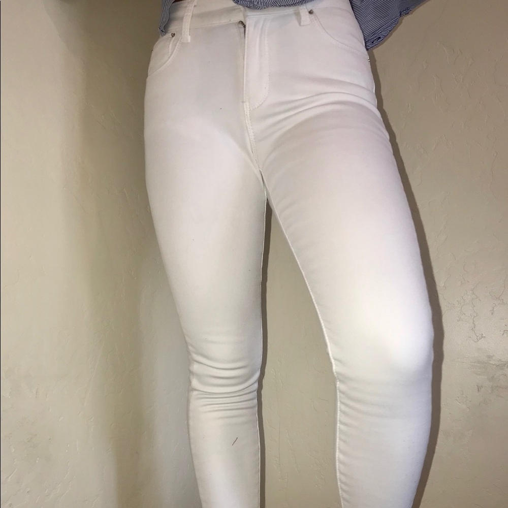 white thermal jeans from nana jeans in korea